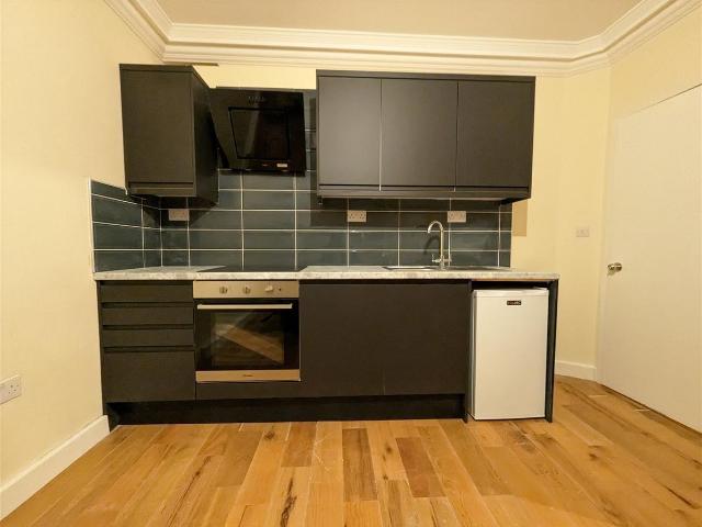 Studio for rent in Strawberry Hill, Greater London
