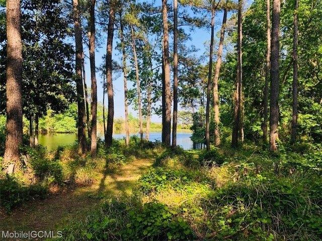 Land for sale in Mobile, Alabama