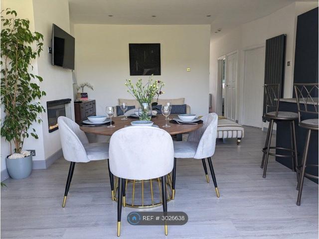 House for rent in West Ewell, Ewell