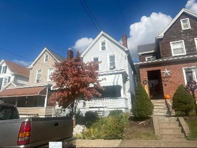 House for sale in Mckeesport