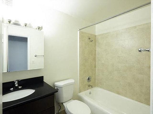 Apartment for rent in Fort Lee
