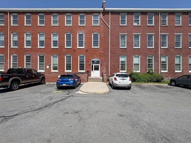 Condo for sale in Lowell, Massachusetts