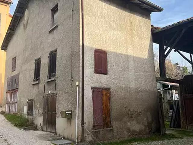 Maison vente à Grenoble, Rives