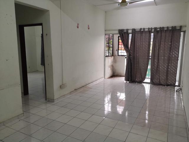 Apartment for sale in Langat, Selangor