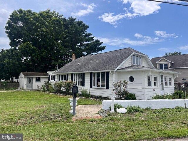 House for sale in Deepwater, New Jersey