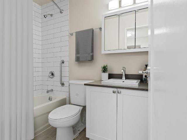 Apartment for rent in Mulhurst Bay, Ontario