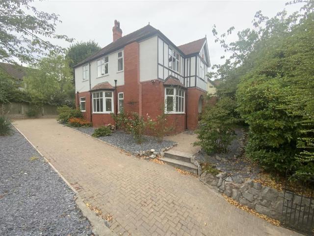 Apartment for rent in Colwyn Bay, Wales