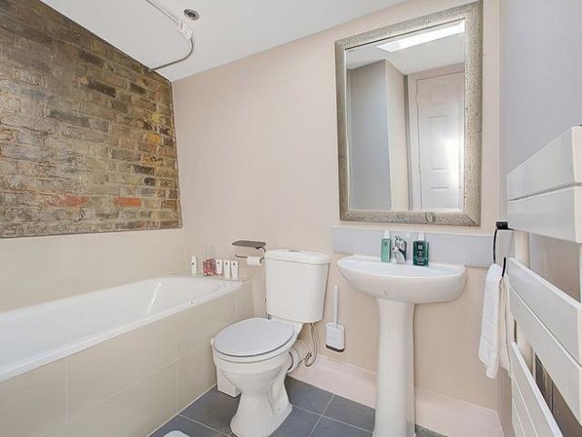 Townhouse for rent in London, Shoreditch