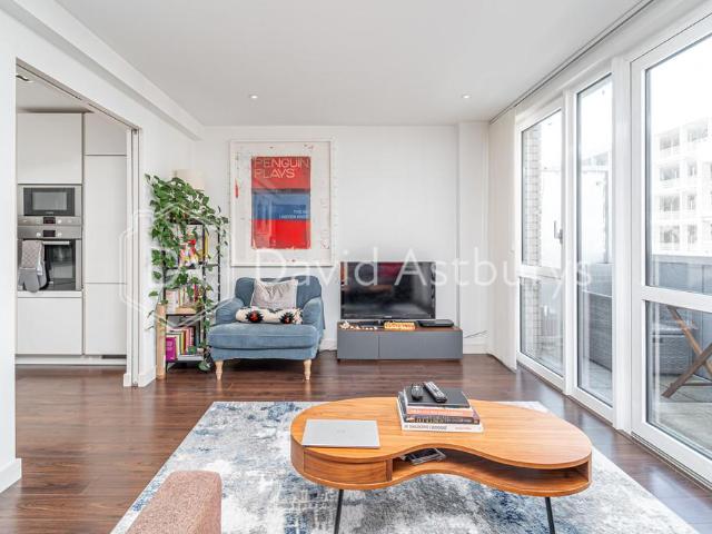 Apartment for rent in Woodberry Down, Stamford Hill