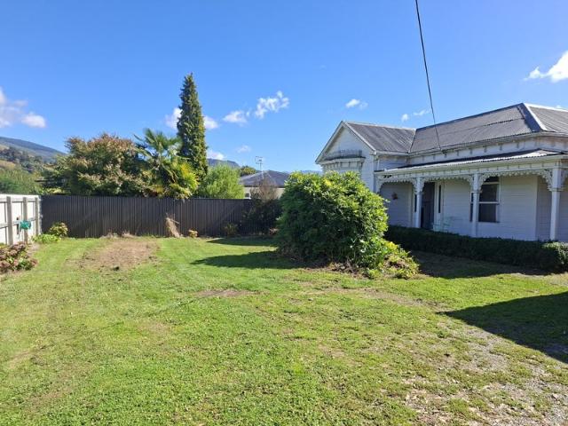 House for rent in Tasman