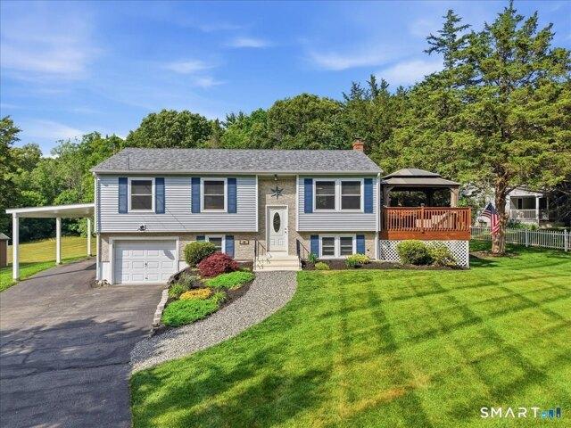 House for sale in Jewett City, Connecticut