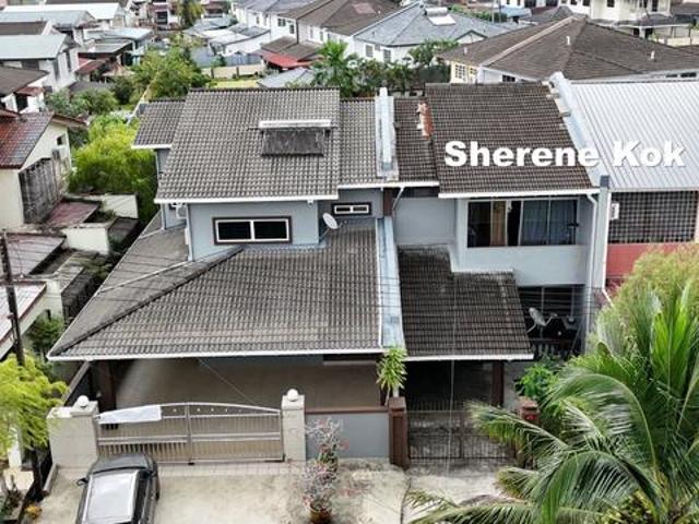 Terraced House for sale in Kuching