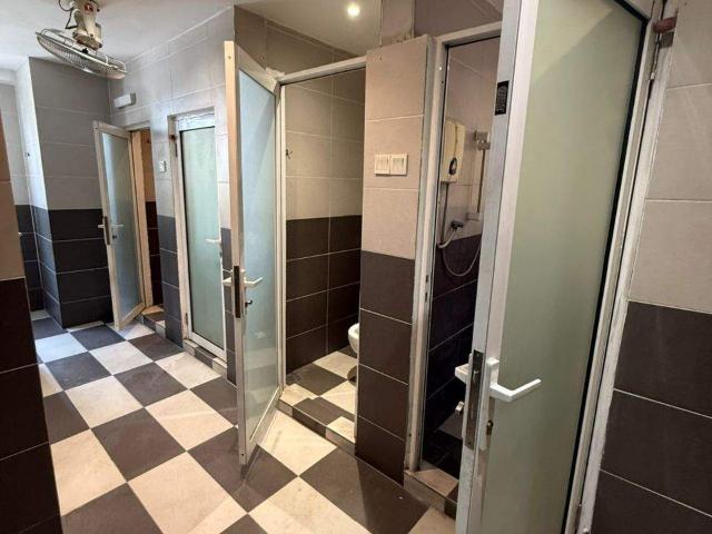 Room for rent in Petaling, Alam Impian