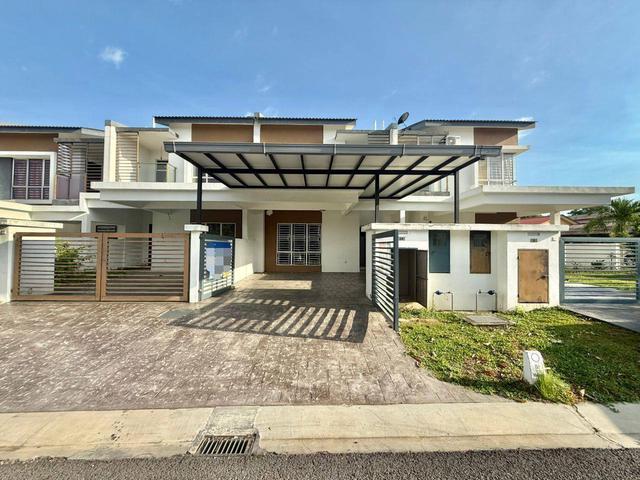 Terraced House for sale in Tanjong Sepat, Selangor