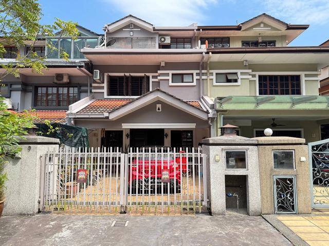 Terraced House for sale in Langat, Selangor