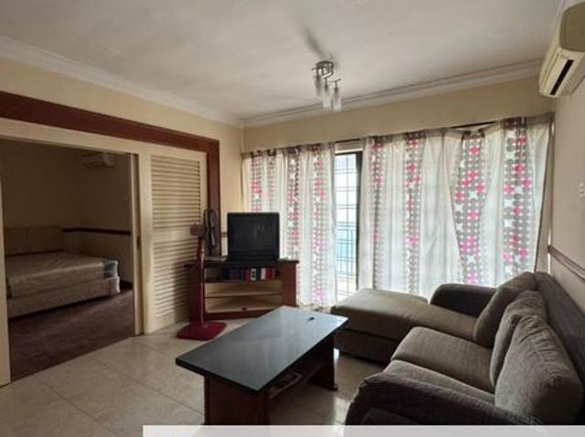 Condominium for sale in Malaka