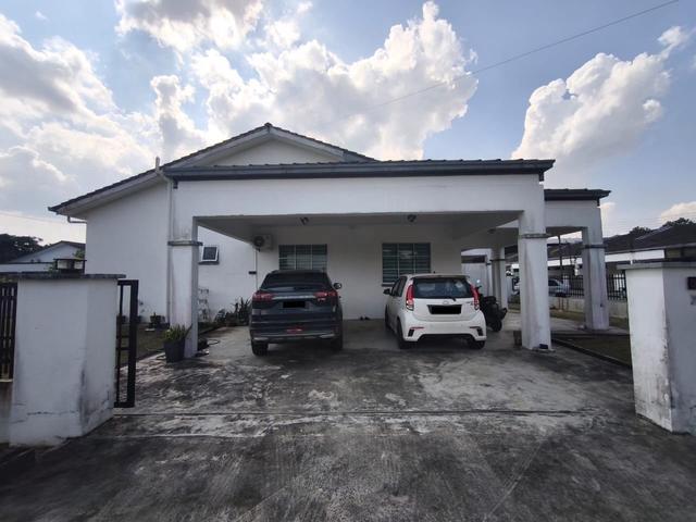 Terraced House for sale in Kuching