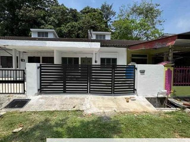 House for sale in Kampar