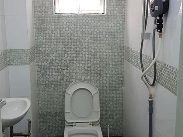 Room for rent in Petaling, Damansara Damai
