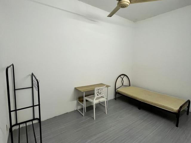 Room for rent in Petaling, Damansara Damai