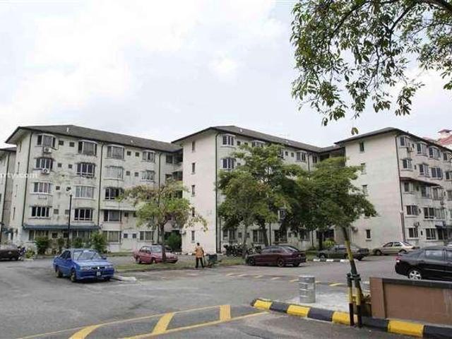 Apartment for sale in Petaling, Damansara Damai