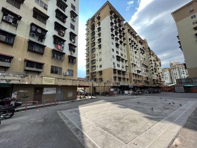 Apartment for sale in Country Heights Damansara, Kuala Lumpur