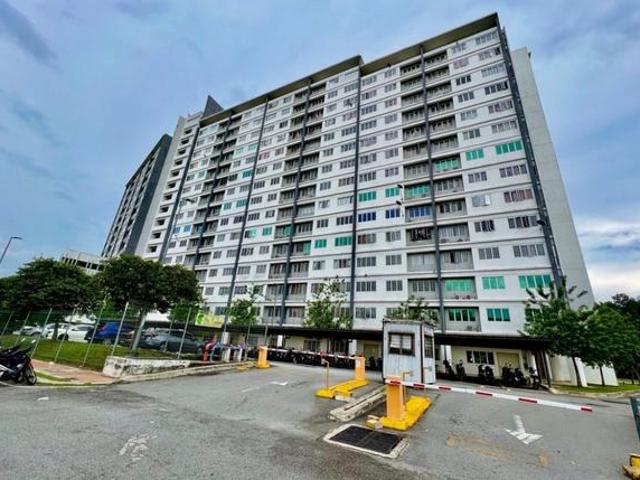 Apartment for sale in Petaling, Damansara Damai