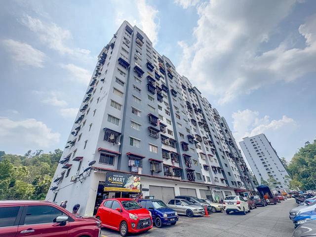 Flat for sale in Selayang, Selangor