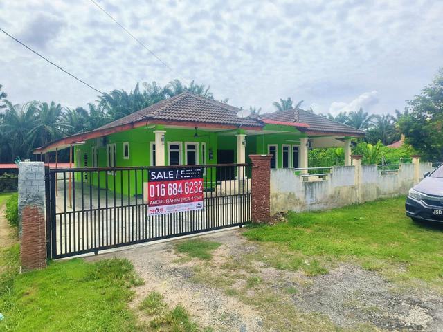 Bungalow for sale in Malaka