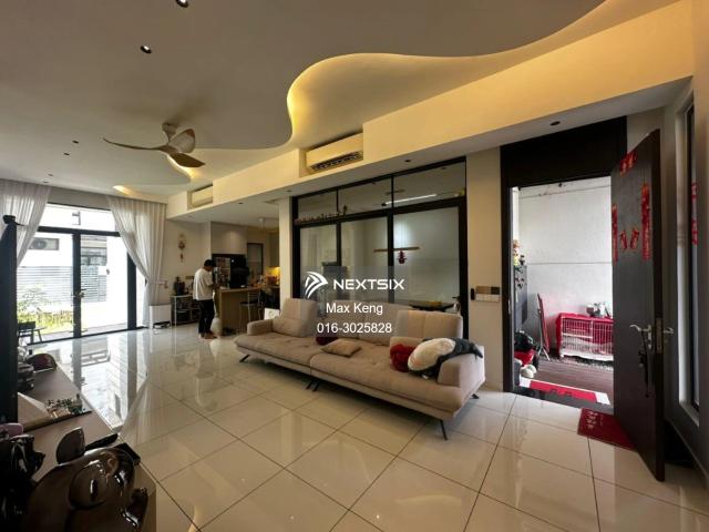 Residential House for sale in Samarahan, Kota Samarahan