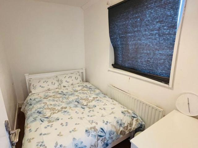 Room for rent in London Borough of Lewisham, Cat Hill