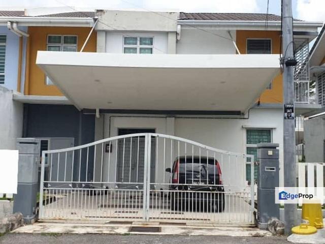 House for sale in Malaka