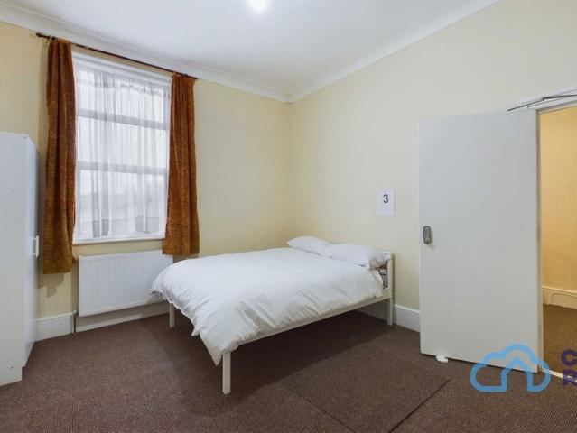 Room for rent in Forest Gate, Greater London