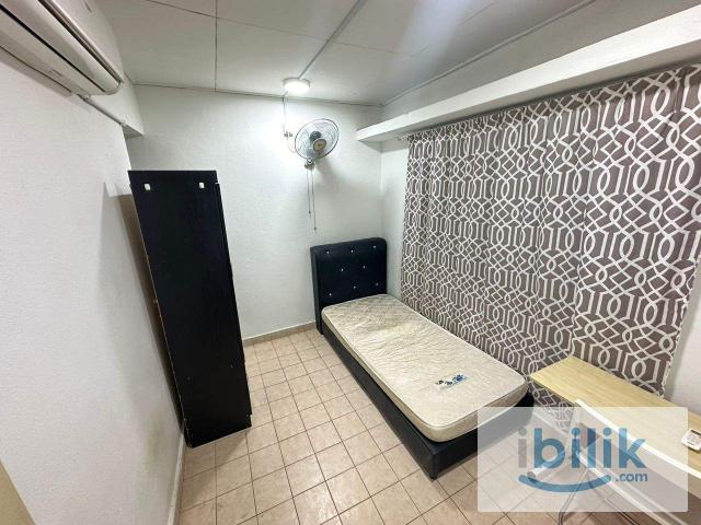 Room for rent in Petaling, Damansara Damai