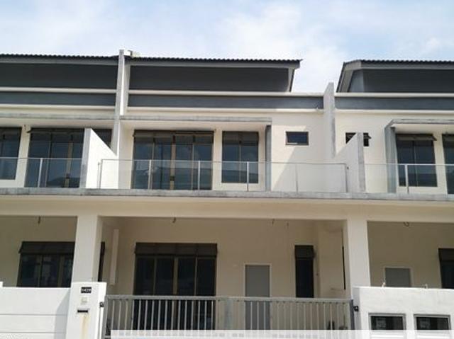 House for sale in Sendayan Village, Negeri Sembilan