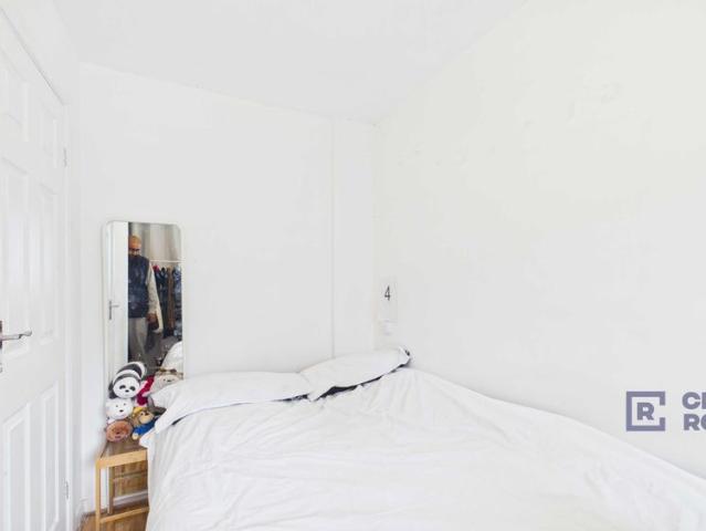 Room for rent in Old Ford, Greater London