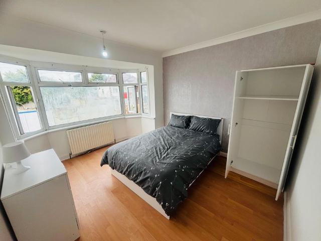 Room for rent in Upper Edmonton, Greater London
