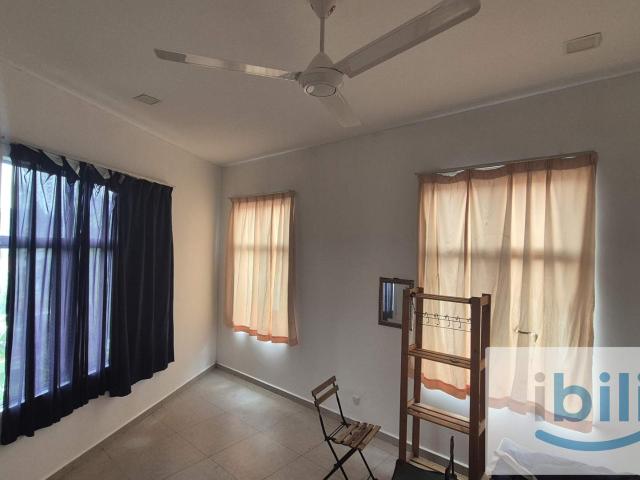Room for rent in Seksyen U1, Shah Alam