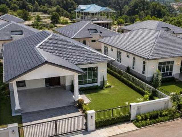 Bungalow for sale in Sendayan Village, Negeri Sembilan