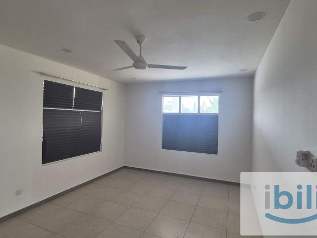 Room for rent in Seksyen U1, Shah Alam
