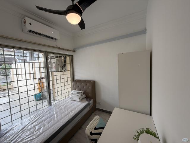 Room for rent in Petaling, Subang Jaya