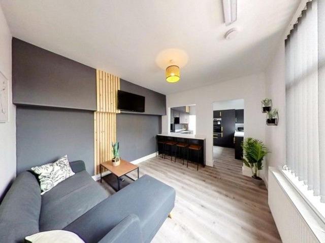 Room for rent in Aylestone Park, Leicester