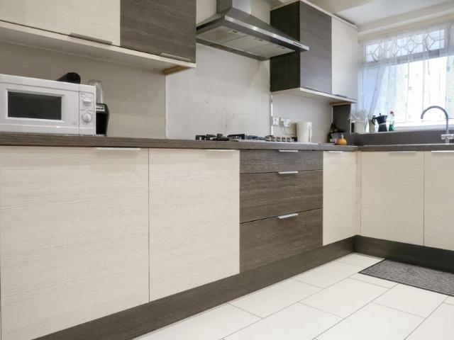 Room for rent in London Borough of Tower Hamlets, Greater London
