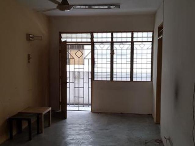 Apartment for sale in Petaling Jaya, Petaling