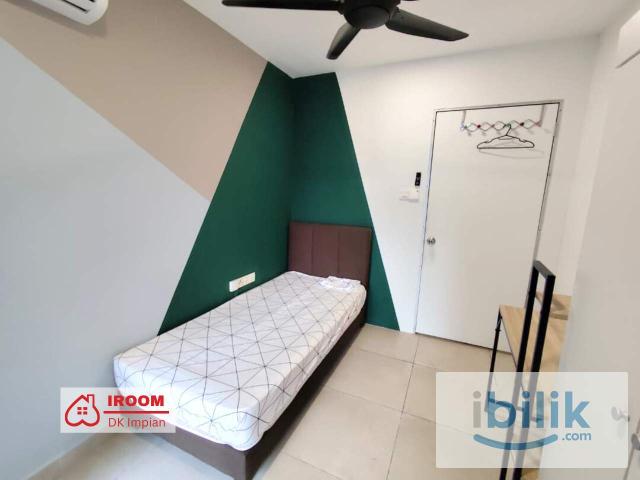 Room for rent in Petaling, Alam Impian