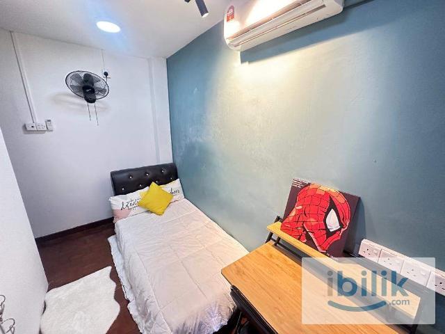 Room for rent in Petaling, Damansara Damai