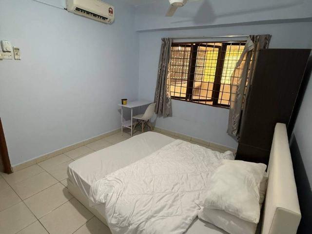 Room for rent in Country Heights Damansara, Kuala Lumpur