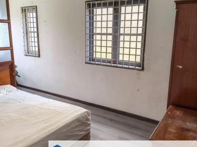 Condominium for rent in Malaka