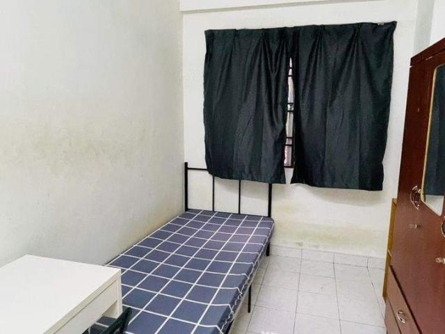 Room for rent in Petaling, Damansara Damai