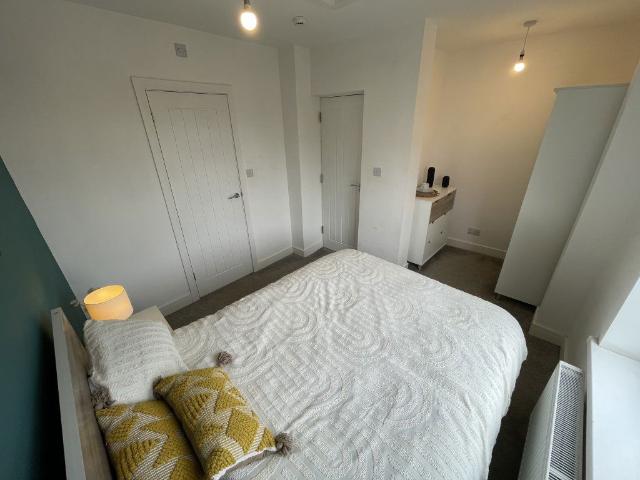 Room for rent in West Town, Peterborough